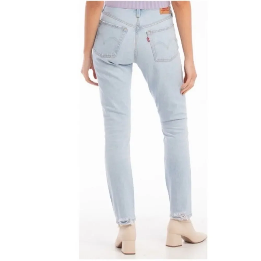 NWT Levi's 501 Skinny Women's Jeans‎ in Light Wash Size 28 x 32